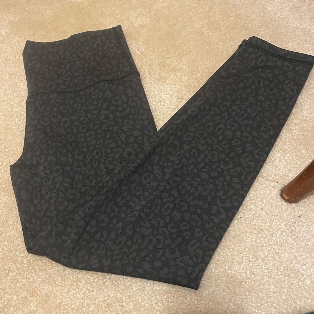 Aerie Offline Leopard Legging